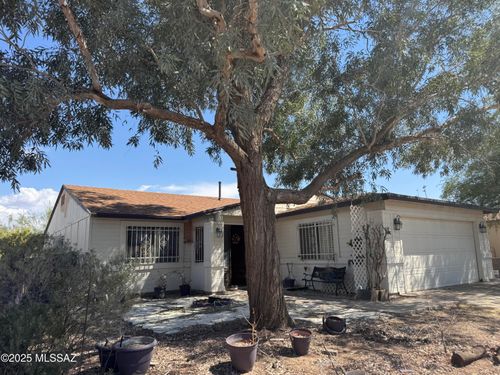 1801 W Great Oak Dr, Tucson, AZ, 85746-3213 | Card Image