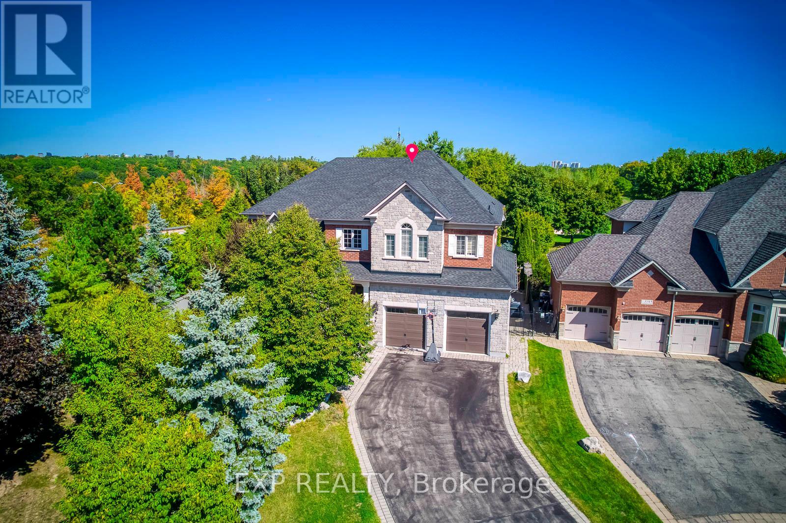 Residential in Oakville (GA Glen Abbey) 3