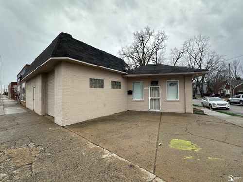 21151 Grand River Ave, Detroit, MI, 48219-3927 | Card Image