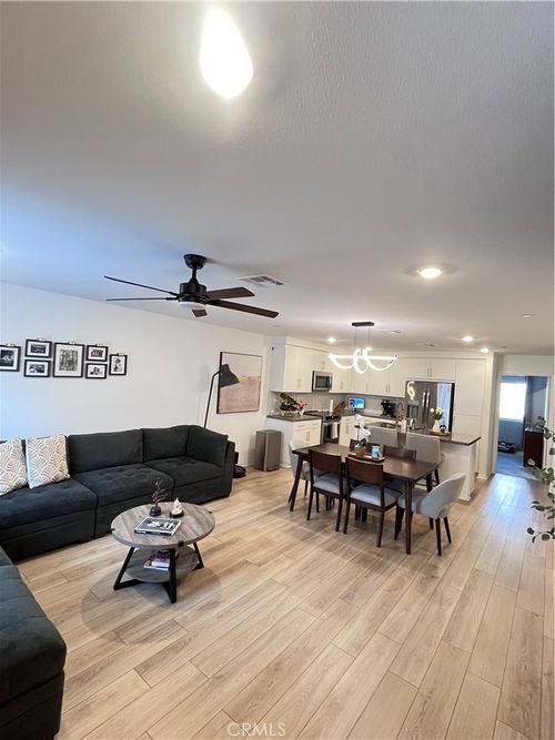 19197 Sequoia Grove St, Riverside, CA, 92507-1621 | Card Image