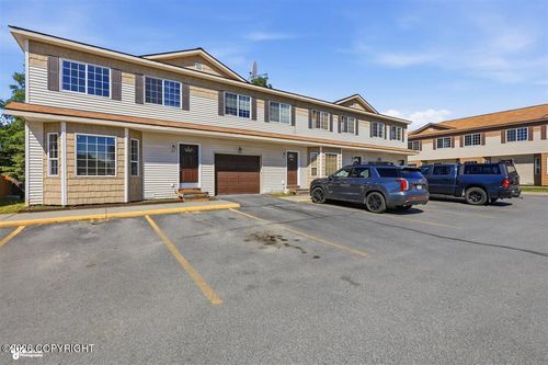 39-115 Matthew Paul Way, Anchorage, AK, 99504-4888 | Card Image