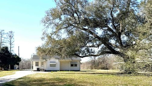2031 Bayou Blue Rd, Houma, LA, 70364 | Card Image