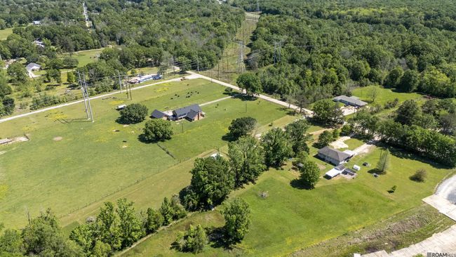 2015 Old Baker Rd, House other with 2 bedrooms, 1 bathrooms and null parking in Zachary LA | Image 31