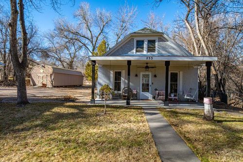 233 W Catlin Ave, Canon City, CO, 81212-3613 | Card Image