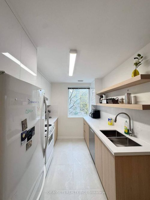 306-600 Eglinton Ave E, Toronto, ON, M4P1P3 | Card Image