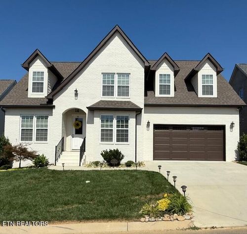 8121 Carolina Cherry Ln, Knoxville, TN, 37919-2312 | Card Image