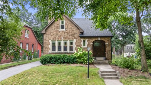 1739 Cedar Rd, Homewood, IL, 60430-1307 | Card Image