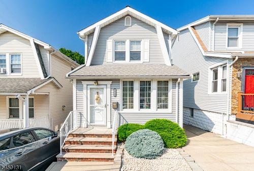 1512 80th St, North Bergen, NJ, 07047-4130 | Card Image