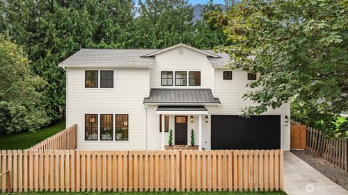 441 Se Alder Dr, North Bend, WA, 98045-9423 | Card Image