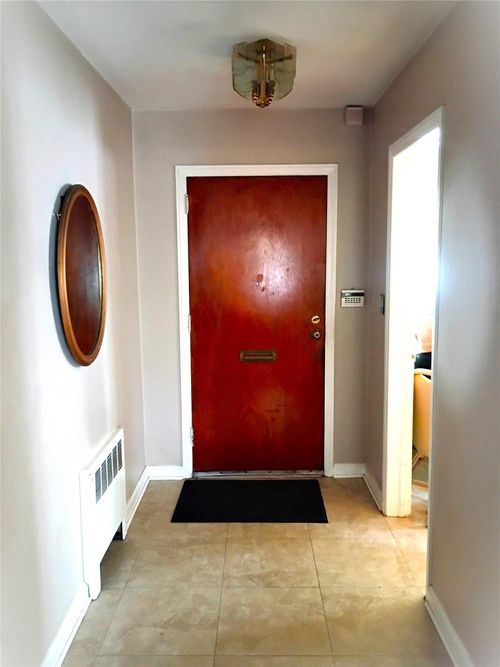 381 Baldwin Rd, Hempstead, NY, 11550-7424 | Card Image