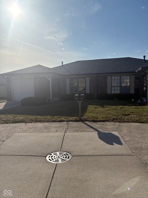 1804 Queensbridge Cir, Indianapolis, IN, 46219-2432 | Card Image
