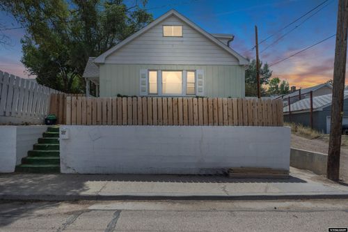 922 New Hampshire St, Rock Springs, WY, 82901-7230 | Card Image