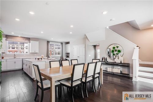 521 John Vanzandt Dr, Titusville, NJ, 08560-2435 | Card Image