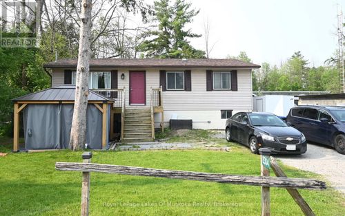 8304 County Rd. 169 Road, Severn (Washago), ON, L0K2B0 | Card Image