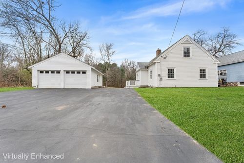 127 Old Millville Rd, Uxbridge, MA, 01569-1901 | Card Image