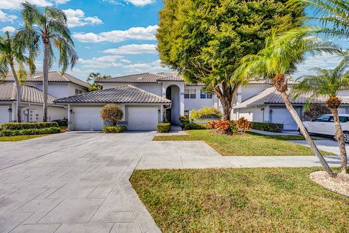 1-11571 Briarwood Cir, Boynton Beach, FL, 33437-1932 | Card Image