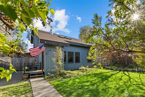 506 W 12th Avenue, Ellensburg, WA, 98926 | Card Image