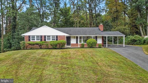 9 Deer Pass Ct, COCKEYSVILLE, MD, 21030-2604 | Card Image