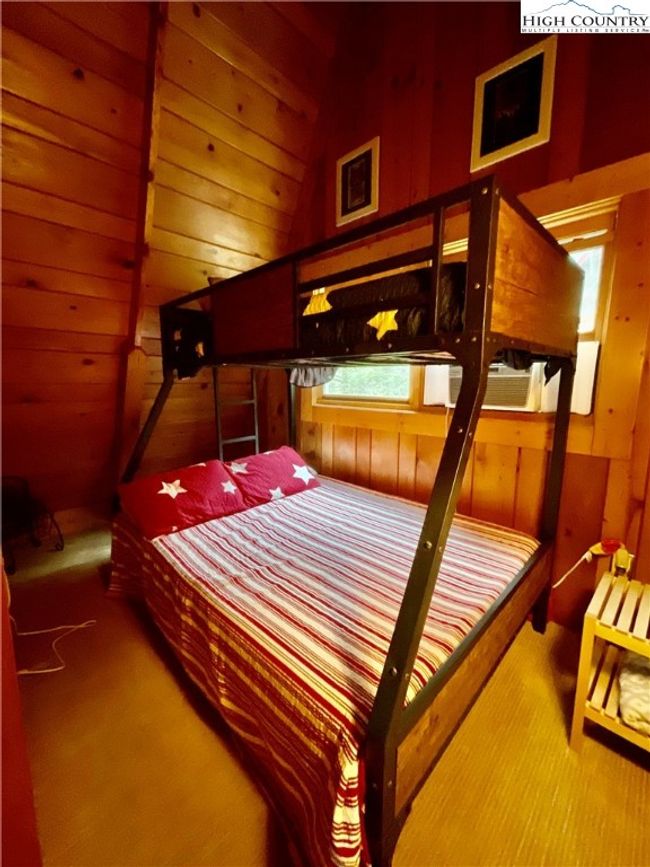 Bedroom upper | Image 15
