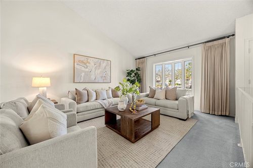 11335 Culebra St, Cypress, CA, 90630-5340 | Card Image