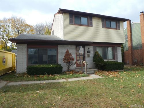 23101 Purdue Ave, Farmington Hills, MI, 48336-6300 | Card Image