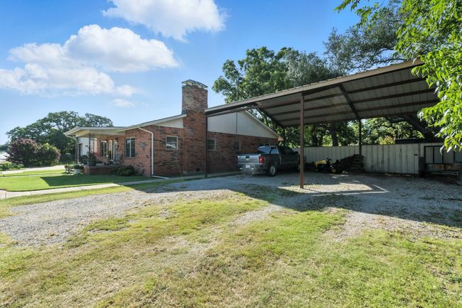 1111 W 8 Th St, House other with 3 bedrooms, 3 bathrooms and null parking in Cisco TX | Image 4