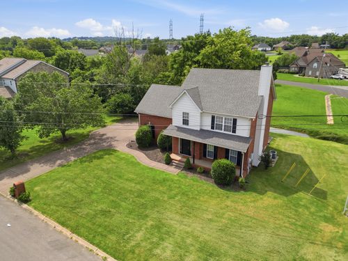 302 Twelve Oaks Ln, Lebanon, TN, 37087-8254 | Card Image