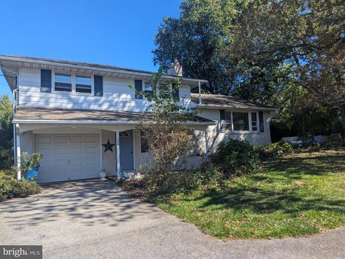 1495 Jefferson Rd, SPRING GROVE, PA, 17362-8006 | Card Image