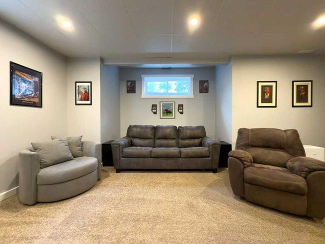6826 - 59 Street Close, House other with 3 bedrooms, 4 bathrooms and 2 parking in Rocky Mountain House AB | Image 34