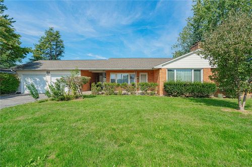 2231 Fuller St, Whitehall, PA, 18052-4707 | Card Image