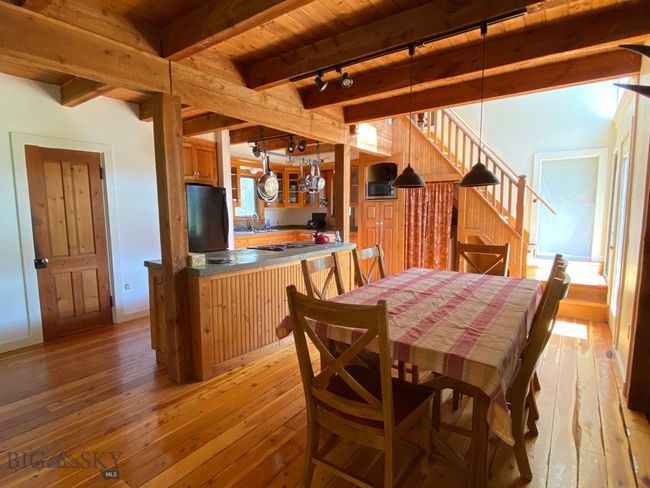 Grizzly Meadows Dining Area | Image 27