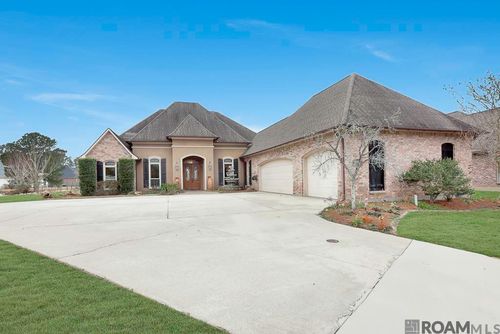 6919 Lagoon Ct, Greenwell Springs, LA, 70739-4767 | Card Image