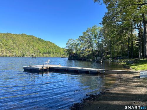 554 Lake Dr, Guilford, CT, 06437-1150 | Card Image