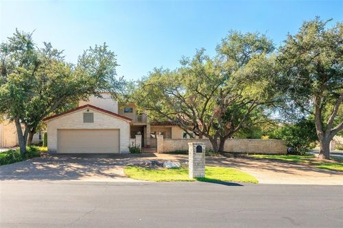 6 Sunview Rd, The Hills, TX, 78738-1529 | Card Image