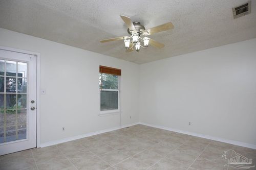 6972 Weatherwood Dr, Pensacola, FL, 32506-3882 | Card Image