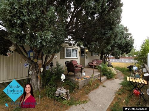 1610 12th St, Wheatland, WY, 82201-2112 | Card Image