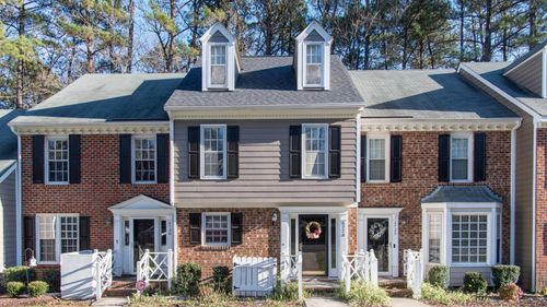 6728 Queen Annes Dr, Raleigh, NC, 27613-3326 | Card Image