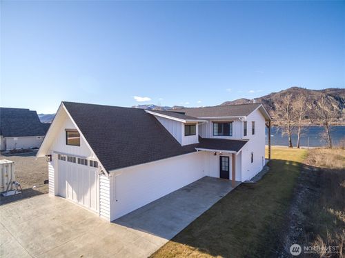 33 Hard Cider Dr, Oroville, WA, 98844-9573 | Card Image