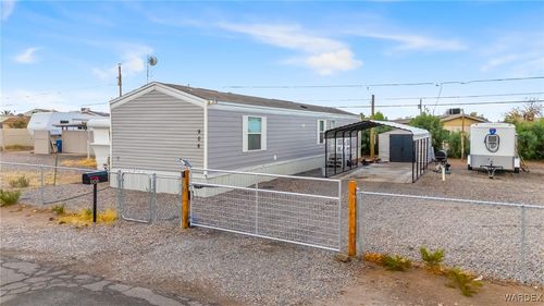 906 Sandy Beach Dr, Bullhead City, AZ, 86442-5106 | Card Image