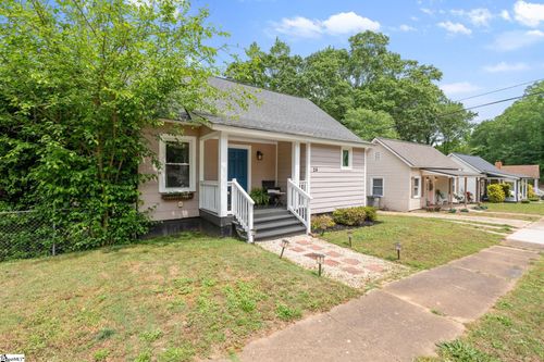 24 Hale St, Greenville, SC, 29605-4309 | Card Image