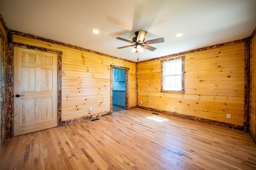 7810 Granville Rd, Mount Vernon, OH, 43050-8538 | Card Image