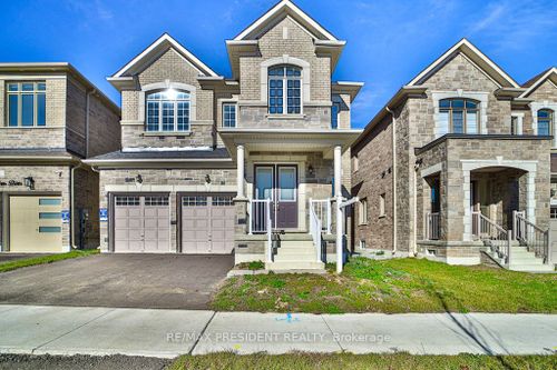 210 Mckean Dr, Stouffville, ON, L4A5C2 | Card Image