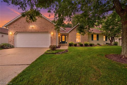 733 Joel Cir, Louisville, OH, 44641-2252 | Card Image