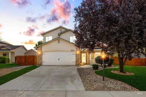 8230 E Brandts Creek Way, Nampa, ID, 83687-9338 | Card Image