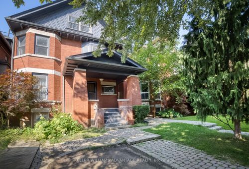 lower-146 Madison Ave, Toronto, ON, M5R2S5 | Card Image