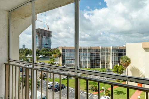 507-501 Three Islands Blvd, Hallandale Beach, FL, 33009-2899 | Card Image