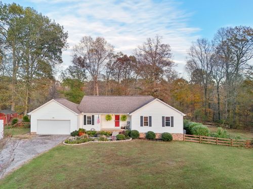 2375 Farms Cir, Woodlawn, TN, 37191 | Card Image