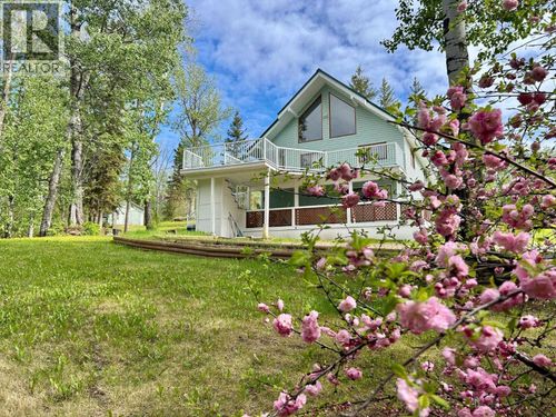7524 Valleyview Drive, Fort Nelson, BC, V0C1R0 | Card Image