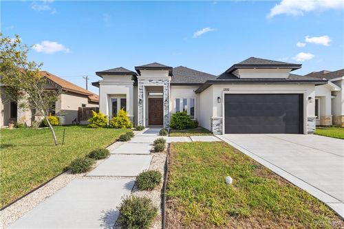 1300 S Waxahahie St, Alton, TX, 78573-3751 | Card Image