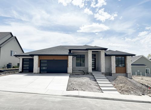 1082 E 110 S, Pleasant Grove, UT, 84062-3945 | Card Image